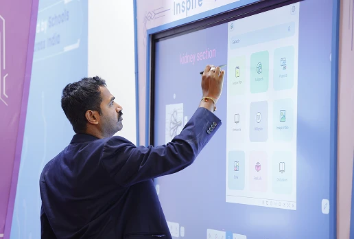 Qeeb content library interface displayed on COLTEC screen